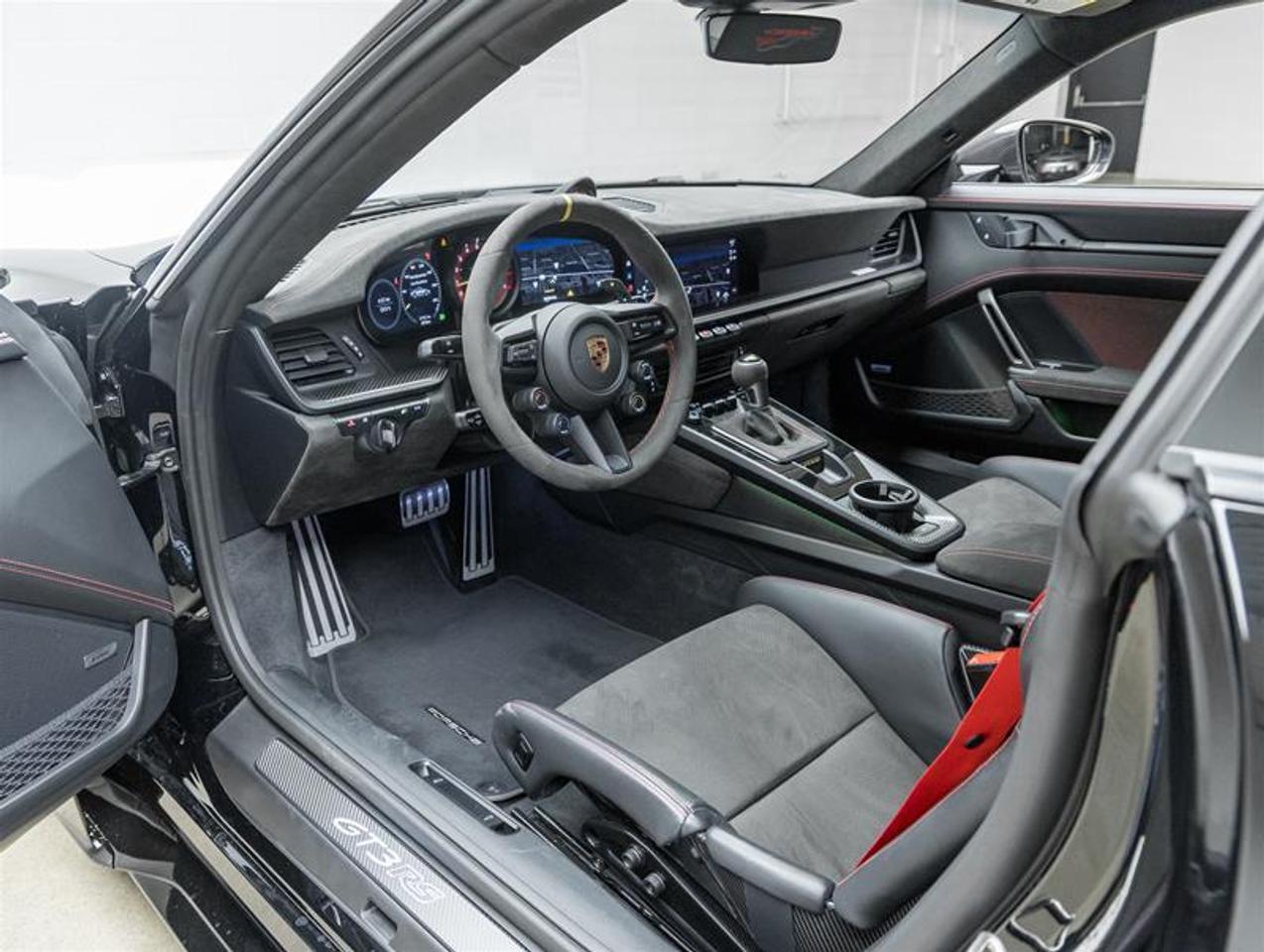 2025 Porsche 911  Photo