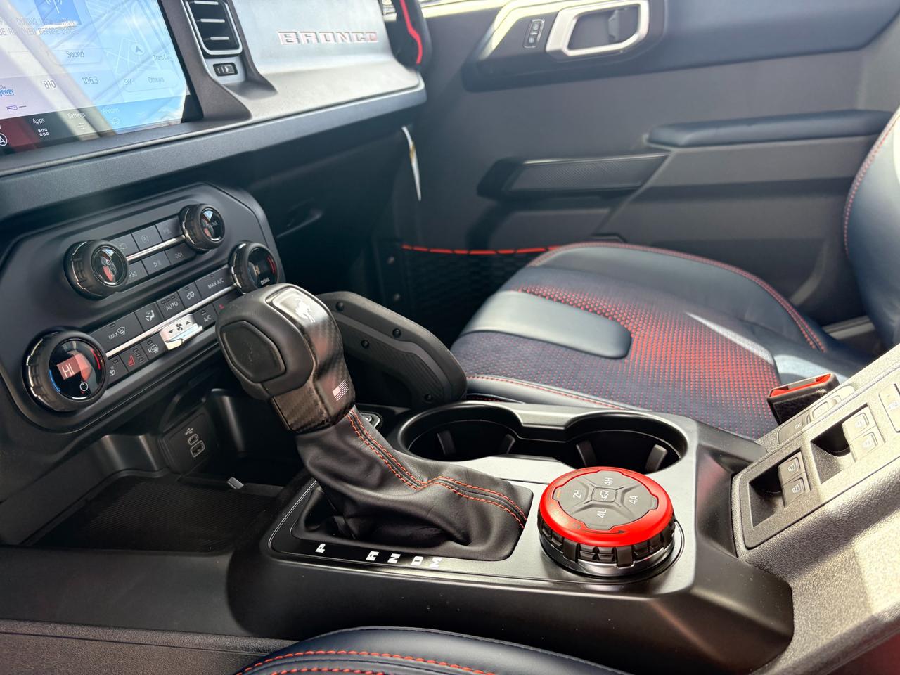 2026 Ford Bronco Raptor 4dr 4x4 Photo