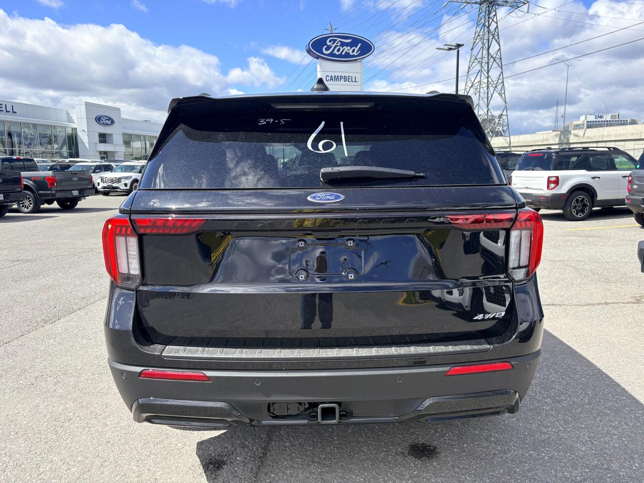 2026 Ford Explorer ST-Line 4dr 4x4 Photo4