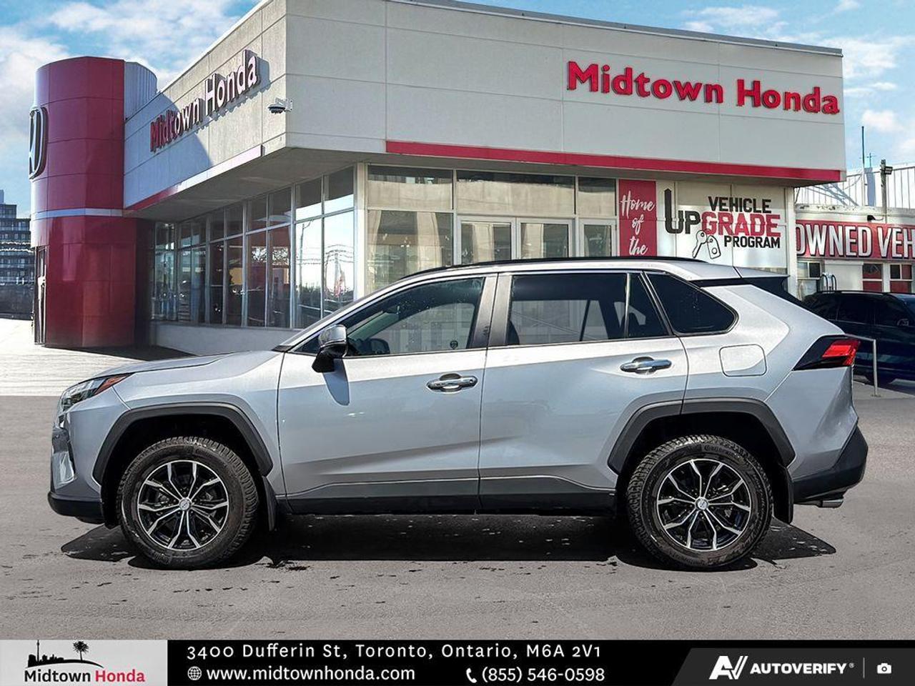 2024 Toyota RAV4 AWD   LESS THAN 15,000 KM   NO ACCIDENTS   ONE OWN Photo