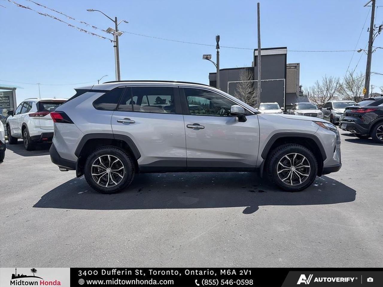 2024 Toyota RAV4 AWD   LESS THAN 15,000 KM   NO ACCIDENTS   ONE OWN Photo