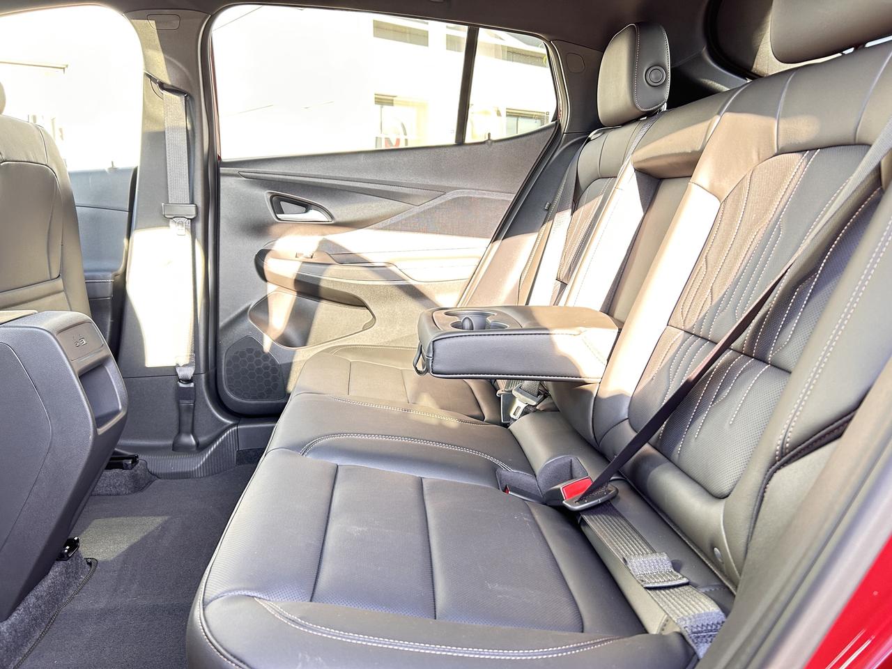 2024 Buick Envista FWD AVENIR (G04) Photo