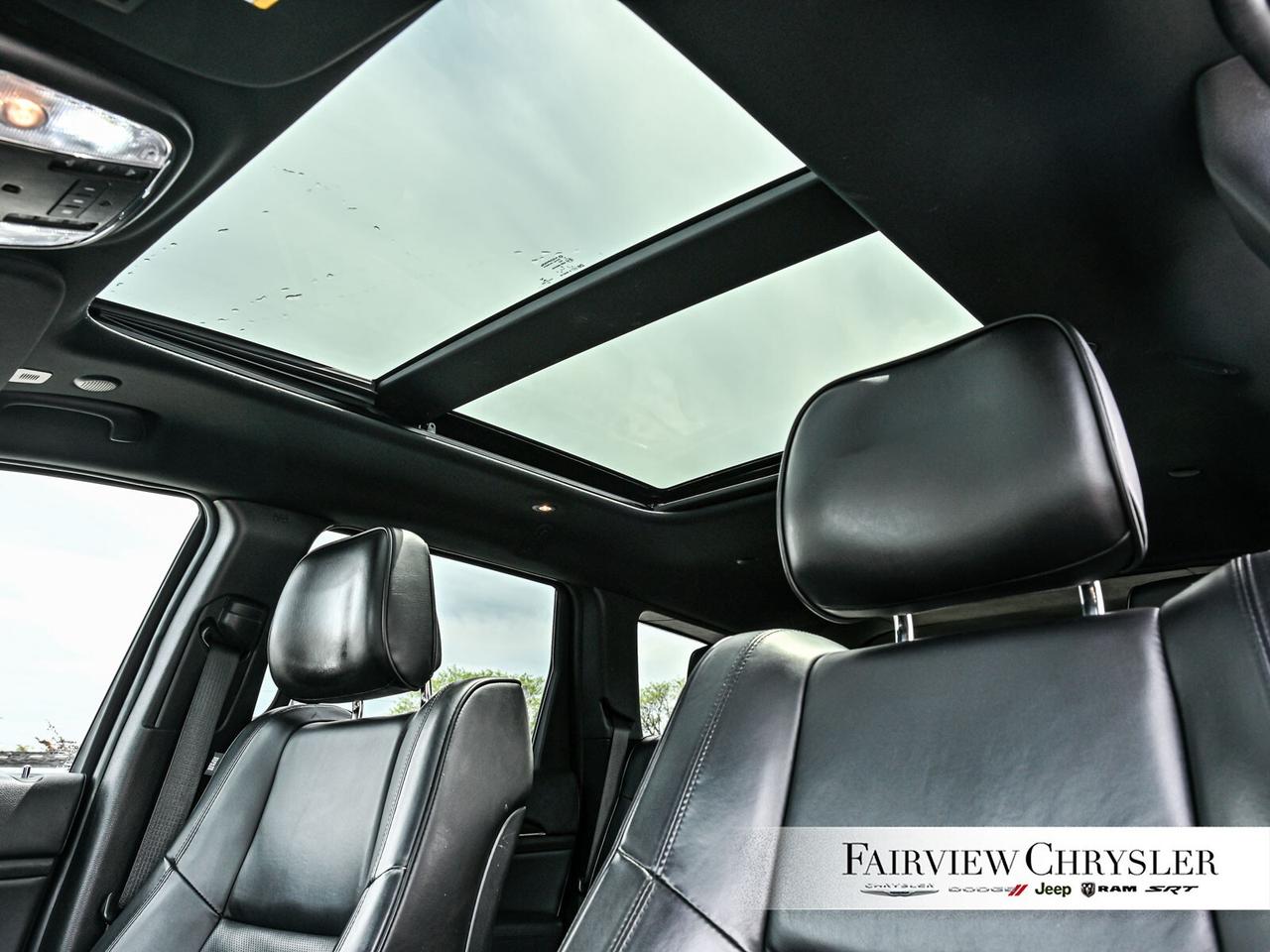 2020 Jeep Grand Cherokee Overland PANO ROOF   LEATHER   BLIND SPOT   HARMAN Photo