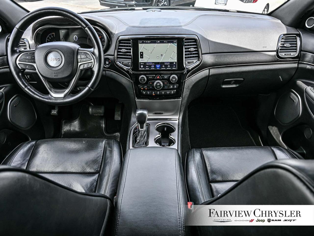 2020 Jeep Grand Cherokee Overland PANO ROOF   LEATHER   BLIND SPOT   HARMAN Photo