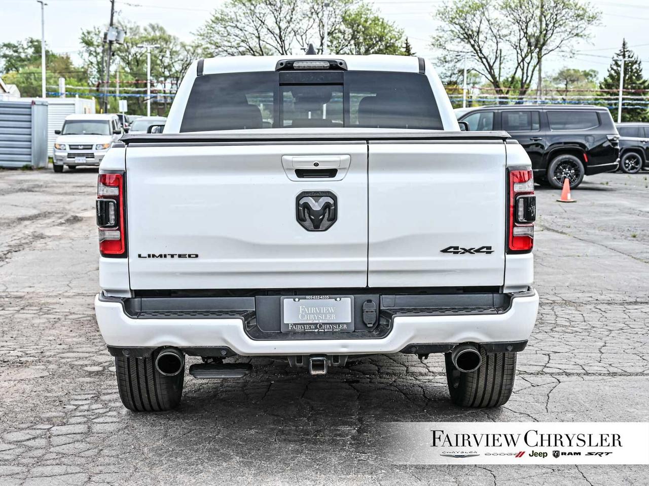 2022 RAM 1500 Limited PANO ROOF   NIGHT EDITION   LEATHER   MULT Photo