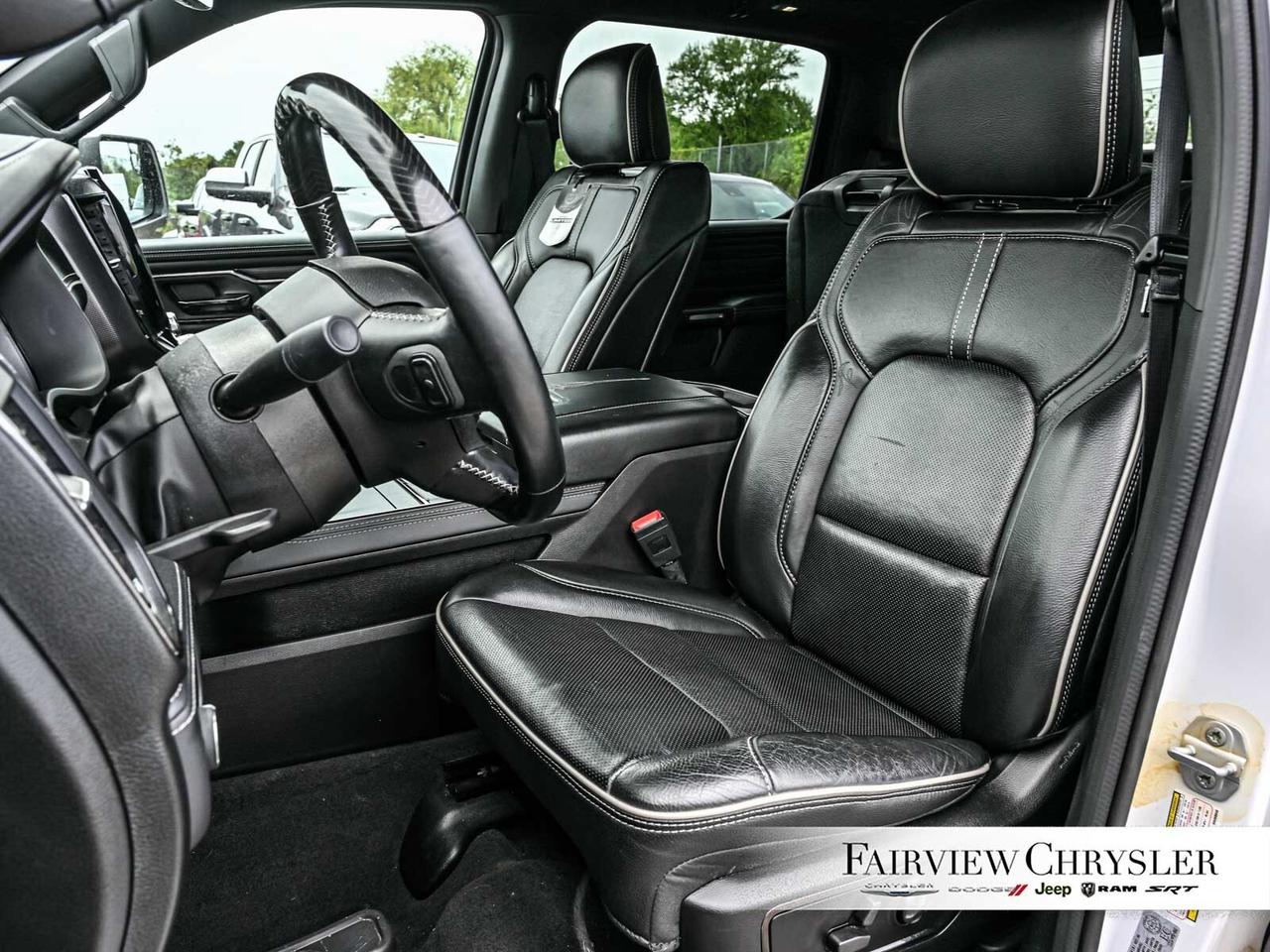 2022 RAM 1500 Limited PANO ROOF   NIGHT EDITION   LEATHER   MULT Photo