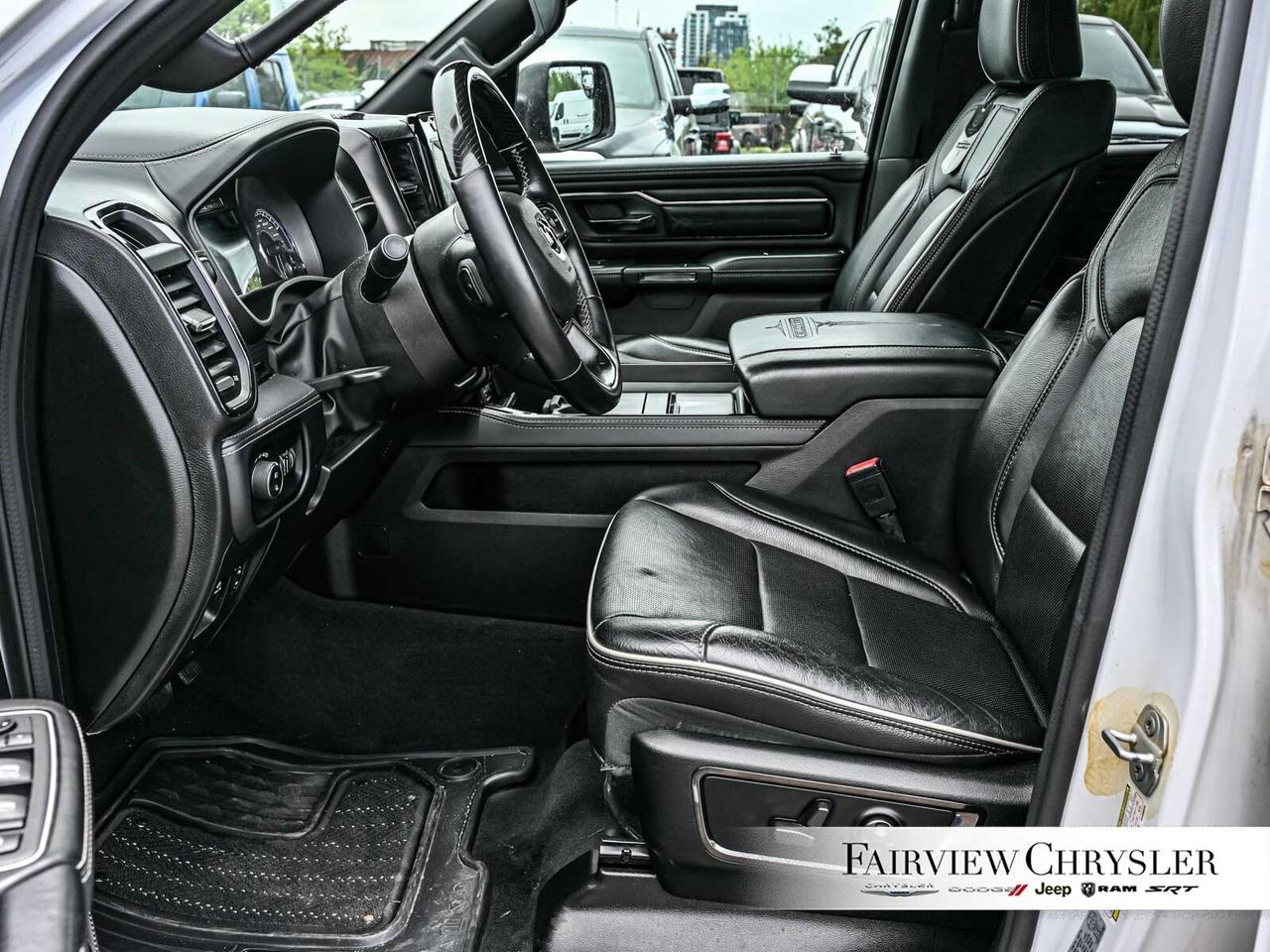 2022 RAM 1500 Limited PANO ROOF   NIGHT EDITION   LEATHER   MULT Photo