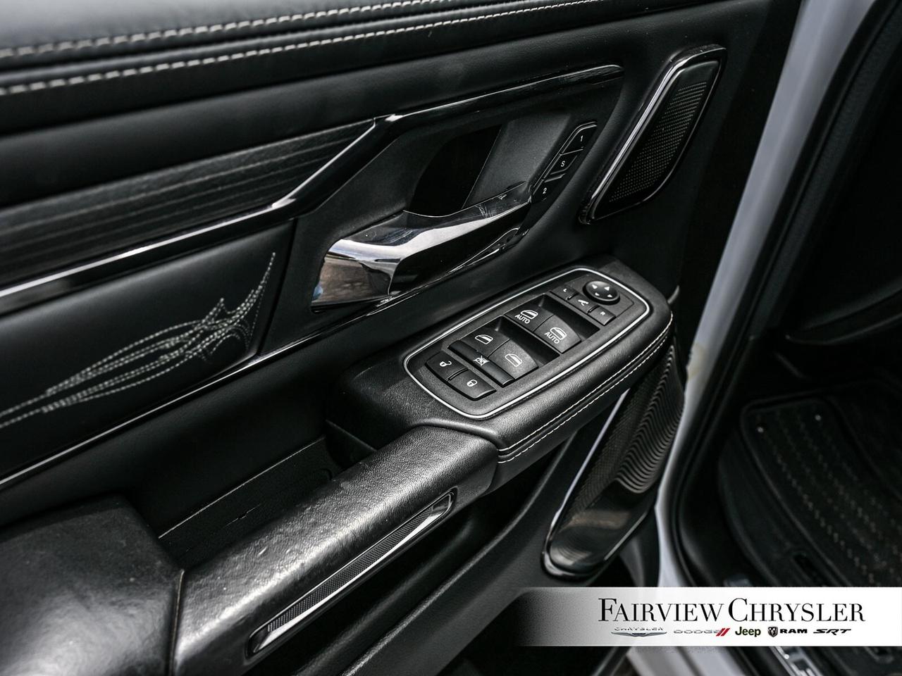 2022 RAM 1500 Limited PANO ROOF   NIGHT EDITION   LEATHER   MULT Photo