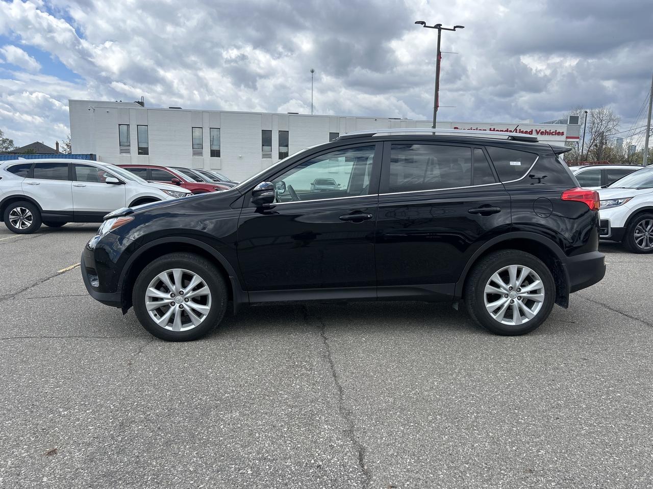2015 Toyota RAV4 Prime  Photo