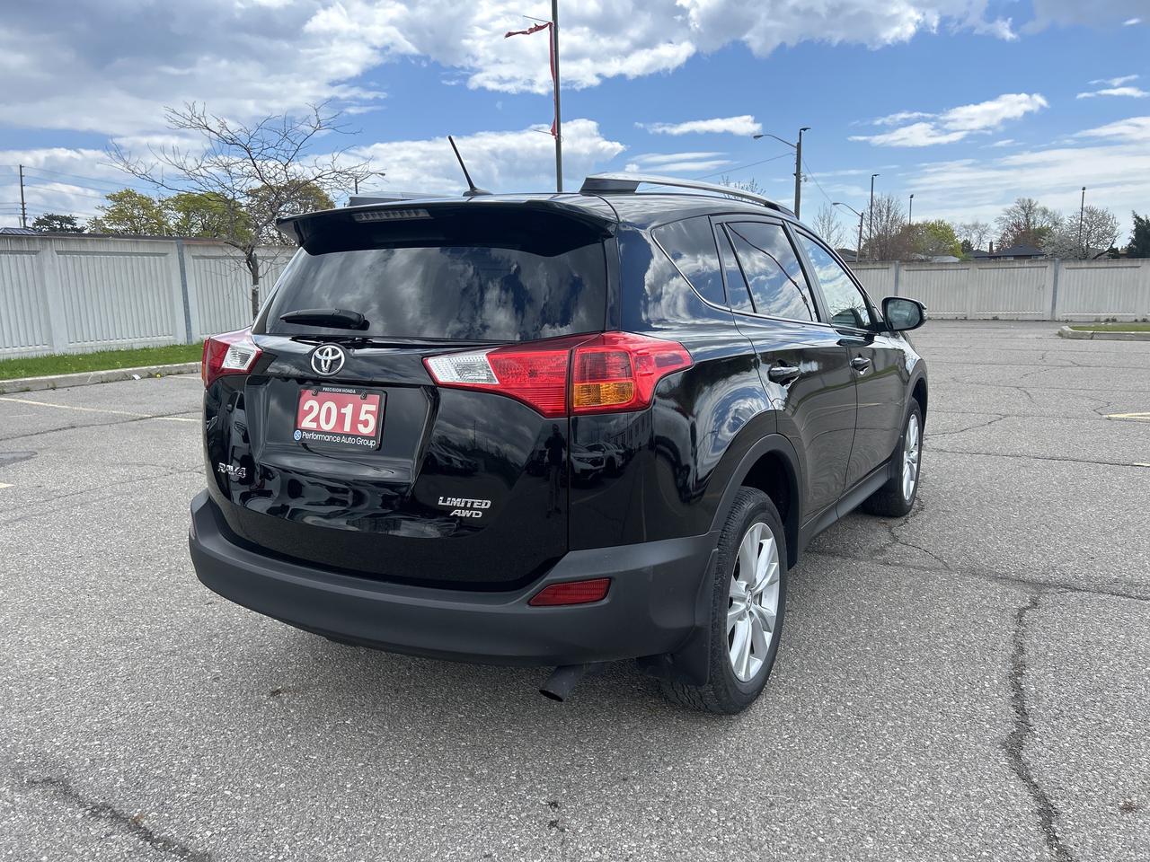 2015 Toyota RAV4 Prime  Photo