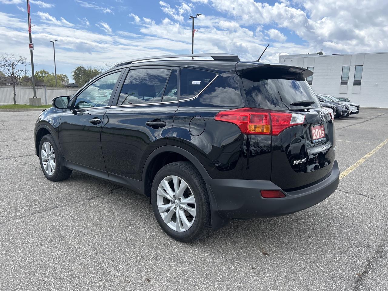 2015 Toyota RAV4 Prime  Photo2