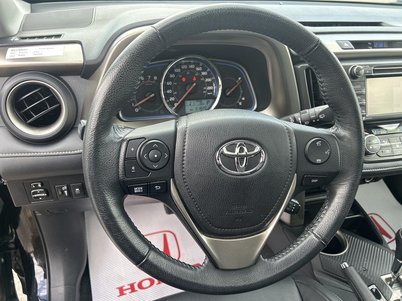 2015 Toyota RAV4 Prime  Photo