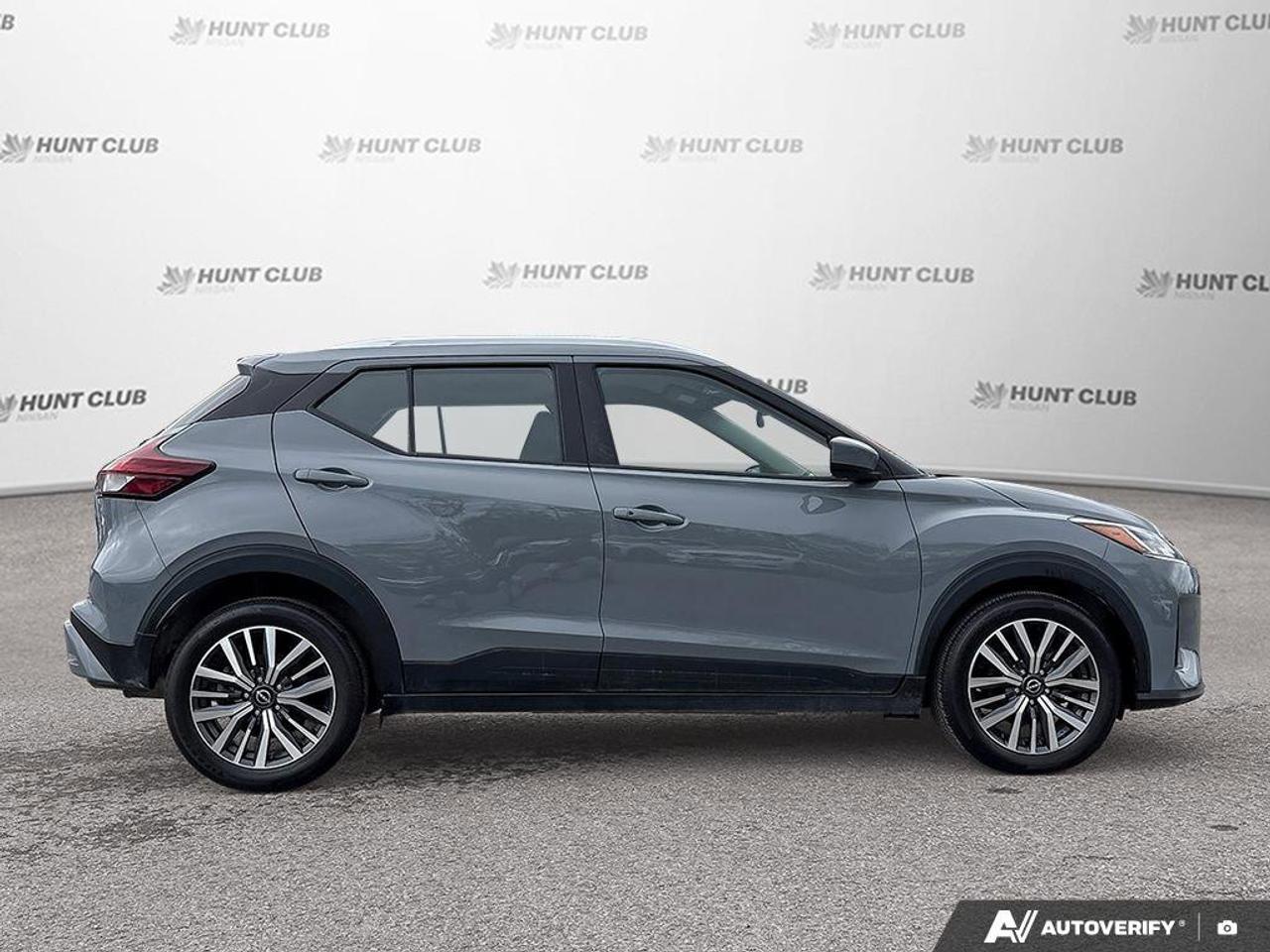 2024 Nissan Kicks SV   Apple Car Play   Android Auto   Heated Seats Photo