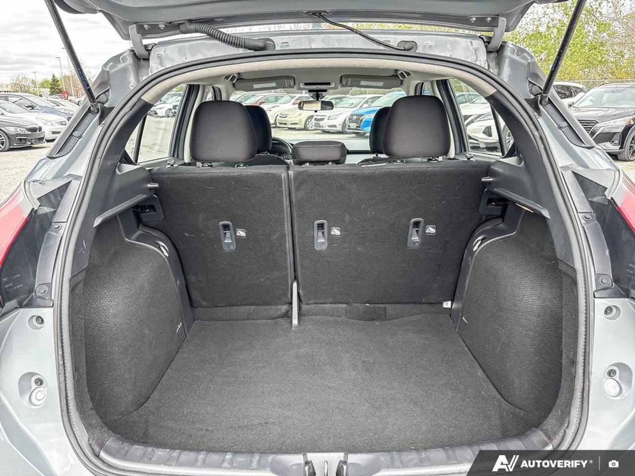 2024 Nissan Kicks SV   Apple Car Play   Android Auto   Heated Seats Photo