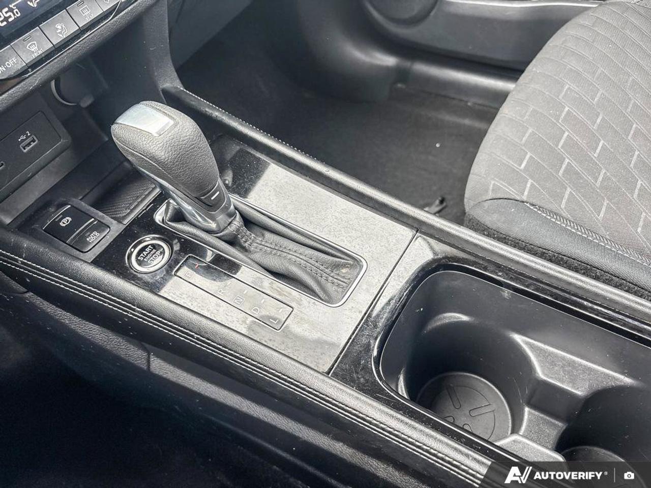 2024 Nissan Kicks SV   Apple Car Play   Android Auto   Heated Seats Photo