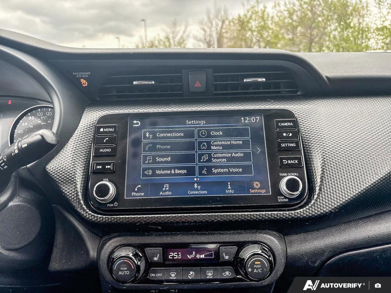 2024 Nissan Kicks SV   Apple Car Play   Android Auto   Heated Seats Photo