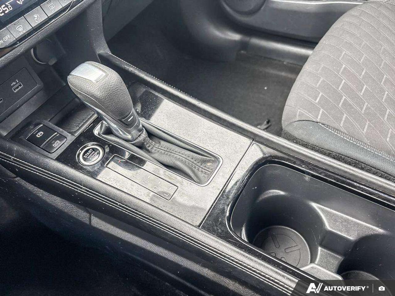 2024 Nissan Kicks SV   Apple Car Play   Android Auto   Heated Seats Photo