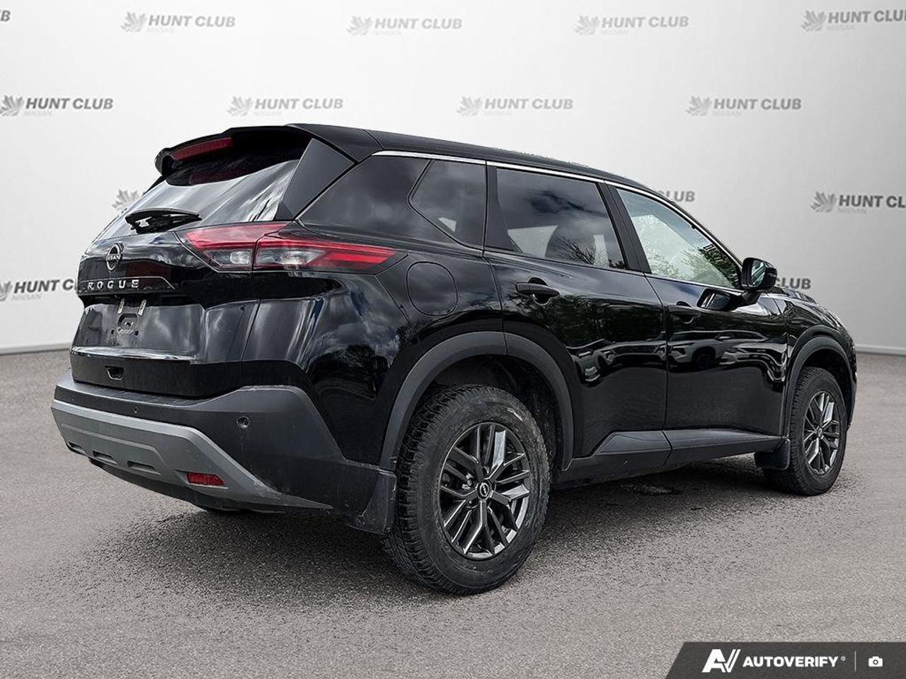 2023 Nissan Rogue S Photo