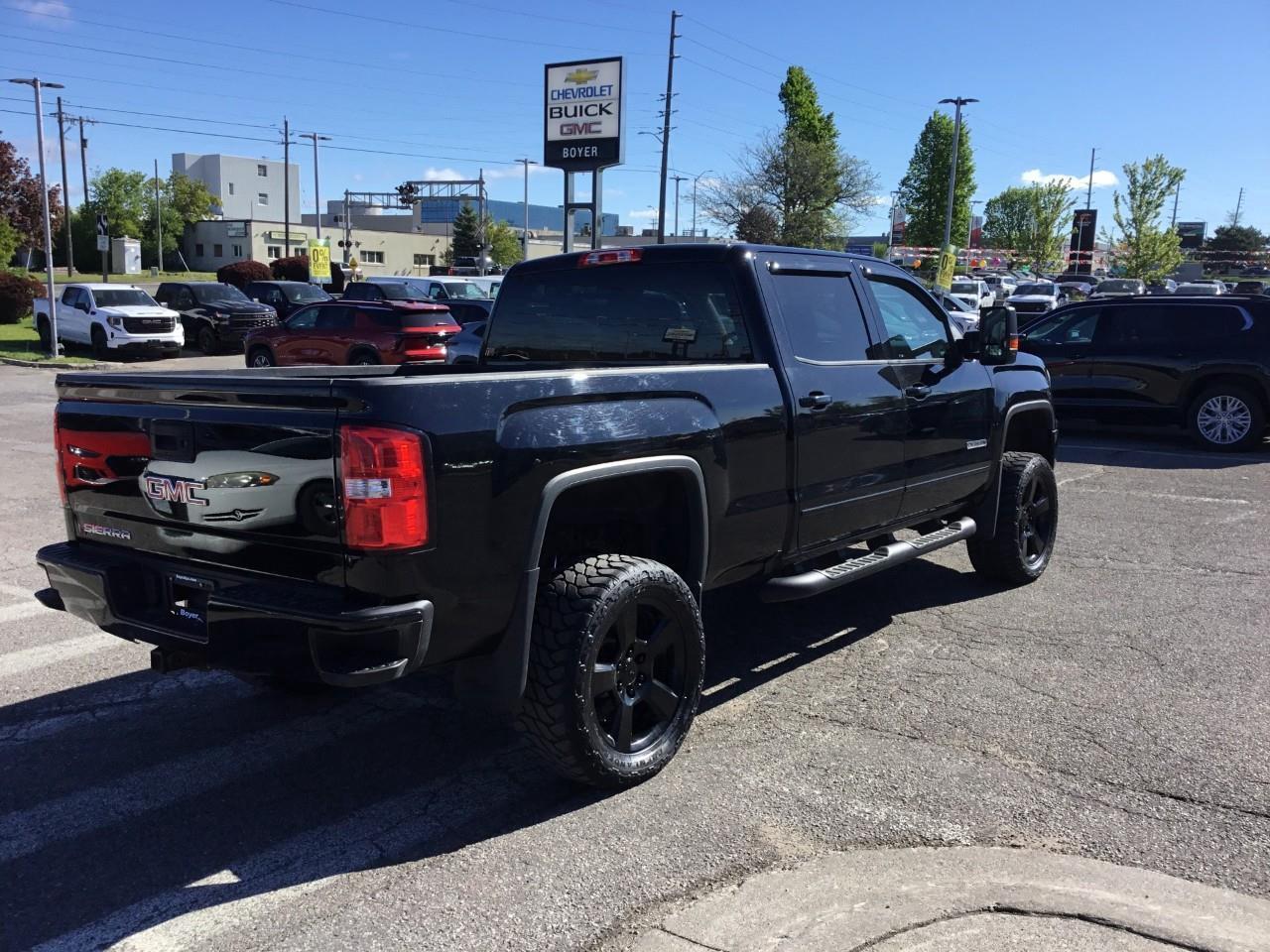 2018 GMC Sierra 1500 SLE Photo