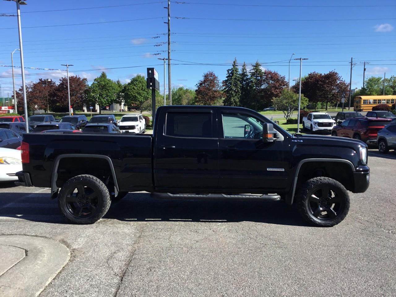 2018 GMC Sierra 1500 SLE Photo