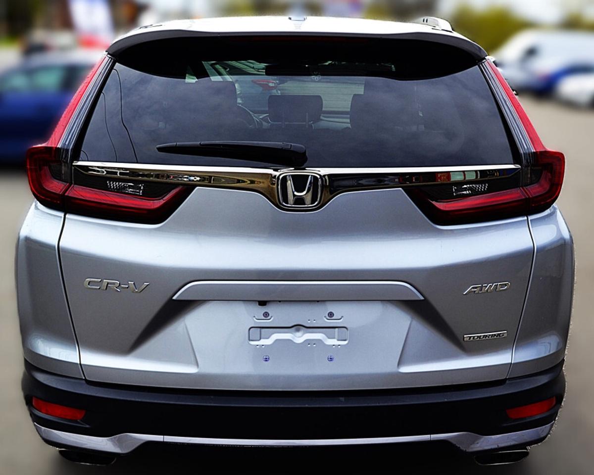 2022 Honda CR-V Touring 4dr All-Wheel Drive CVT Photo3