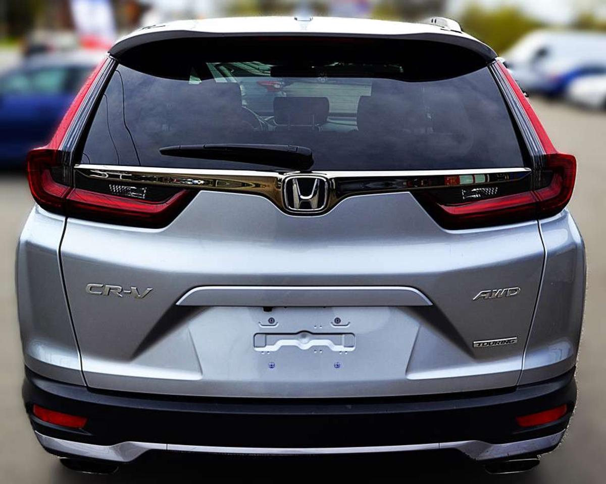 2022 Honda CR-V Touring 4dr All-Wheel Drive CVT Photo