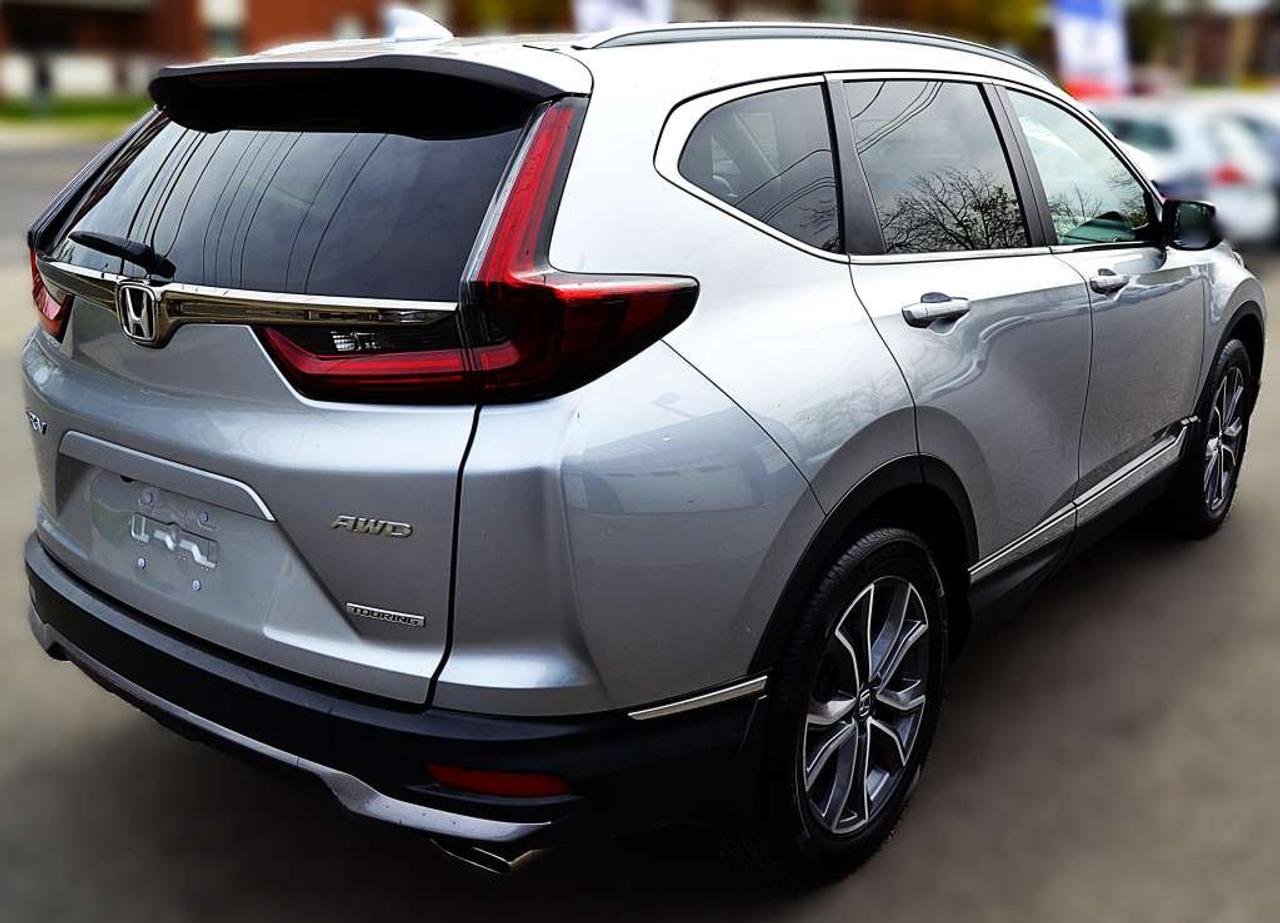 2022 Honda CR-V Touring 4dr All-Wheel Drive CVT Photo4