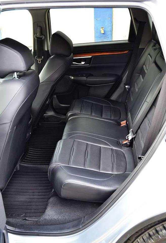 2022 Honda CR-V Touring 4dr All-Wheel Drive CVT Photo