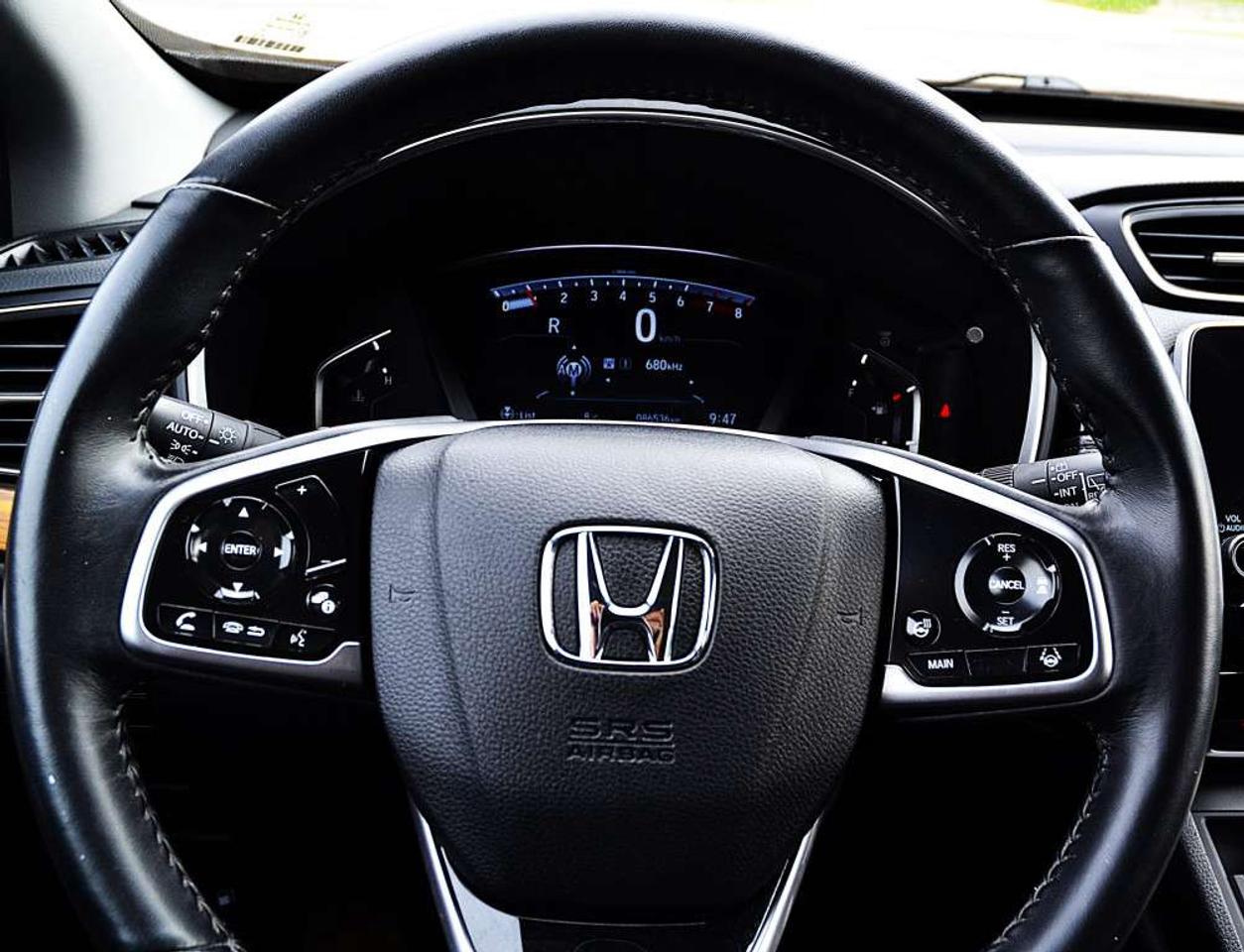 2022 Honda CR-V Touring 4dr All-Wheel Drive CVT Photo