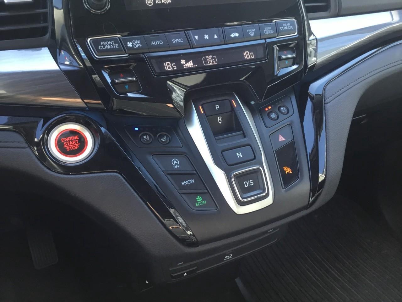 2023 Honda Odyssey Touring Photo