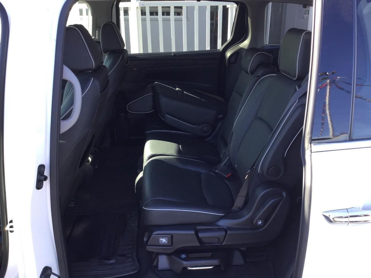 2023 Honda Odyssey Touring Photo