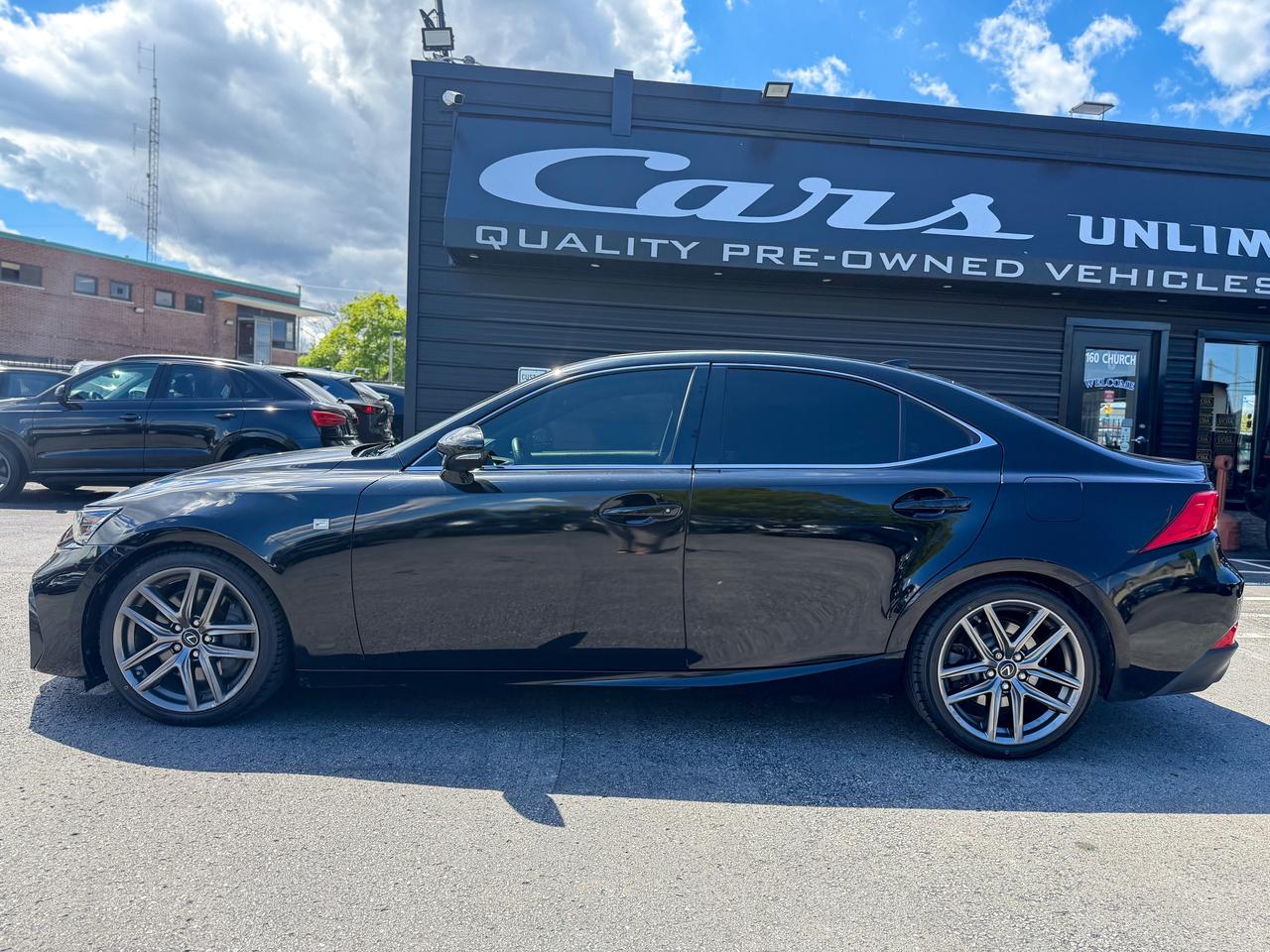 2018 Lexus IS IS 300/F-sport/AWD/ROOF/CAMERA/RED LEATHER/LOW KM Photo