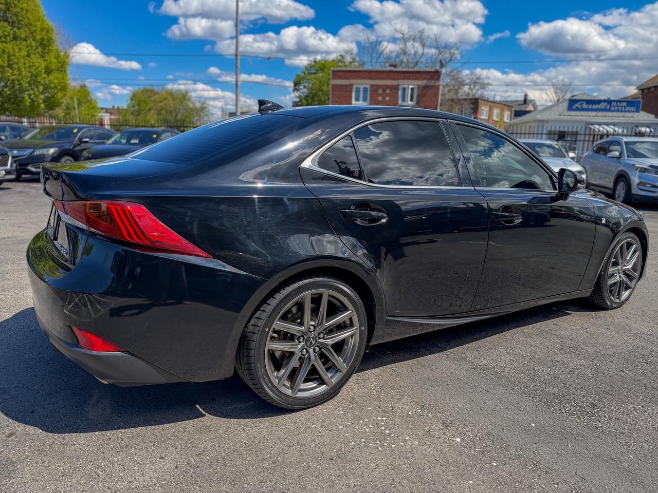 2018 Lexus IS IS 300/F-sport/AWD/ROOF/CAMERA/RED LEATHER/LOW KM Photo