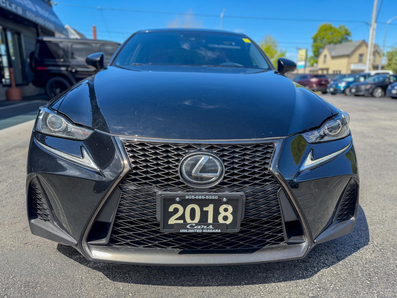 2018 Lexus IS IS 300/F-sport/AWD/ROOF/CAMERA/RED LEATHER/LOW KM Photo