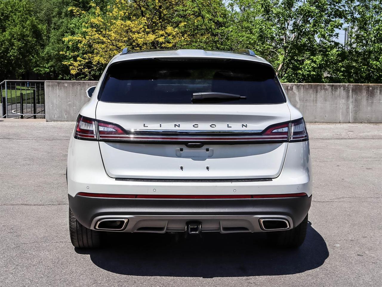 2022 Lincoln Nautilus Reserve Safety Certified Welcome Trades Photo3