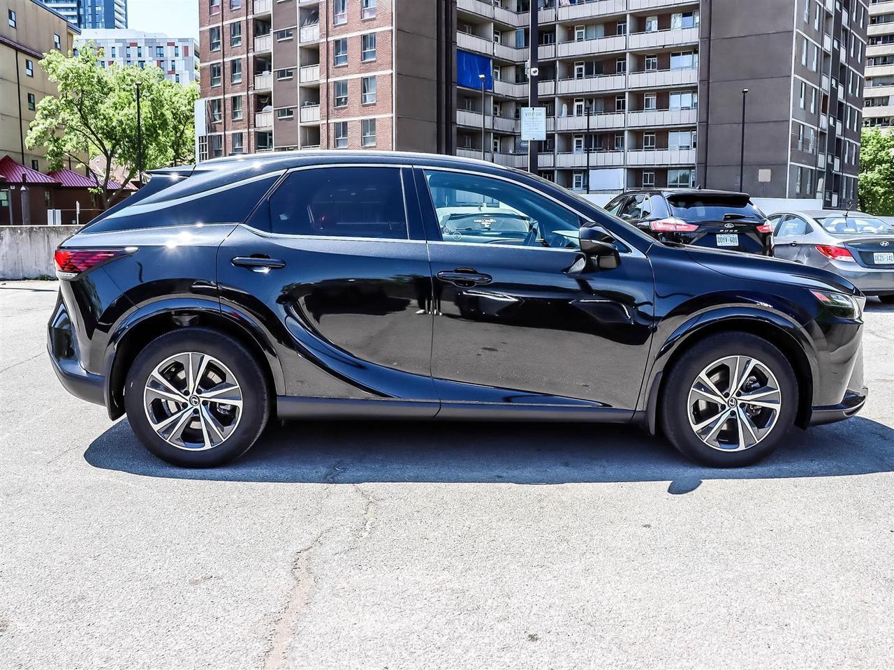 2023 Lexus RX 350h Premium Pkg Lexus Certified Welcome Trades Photo