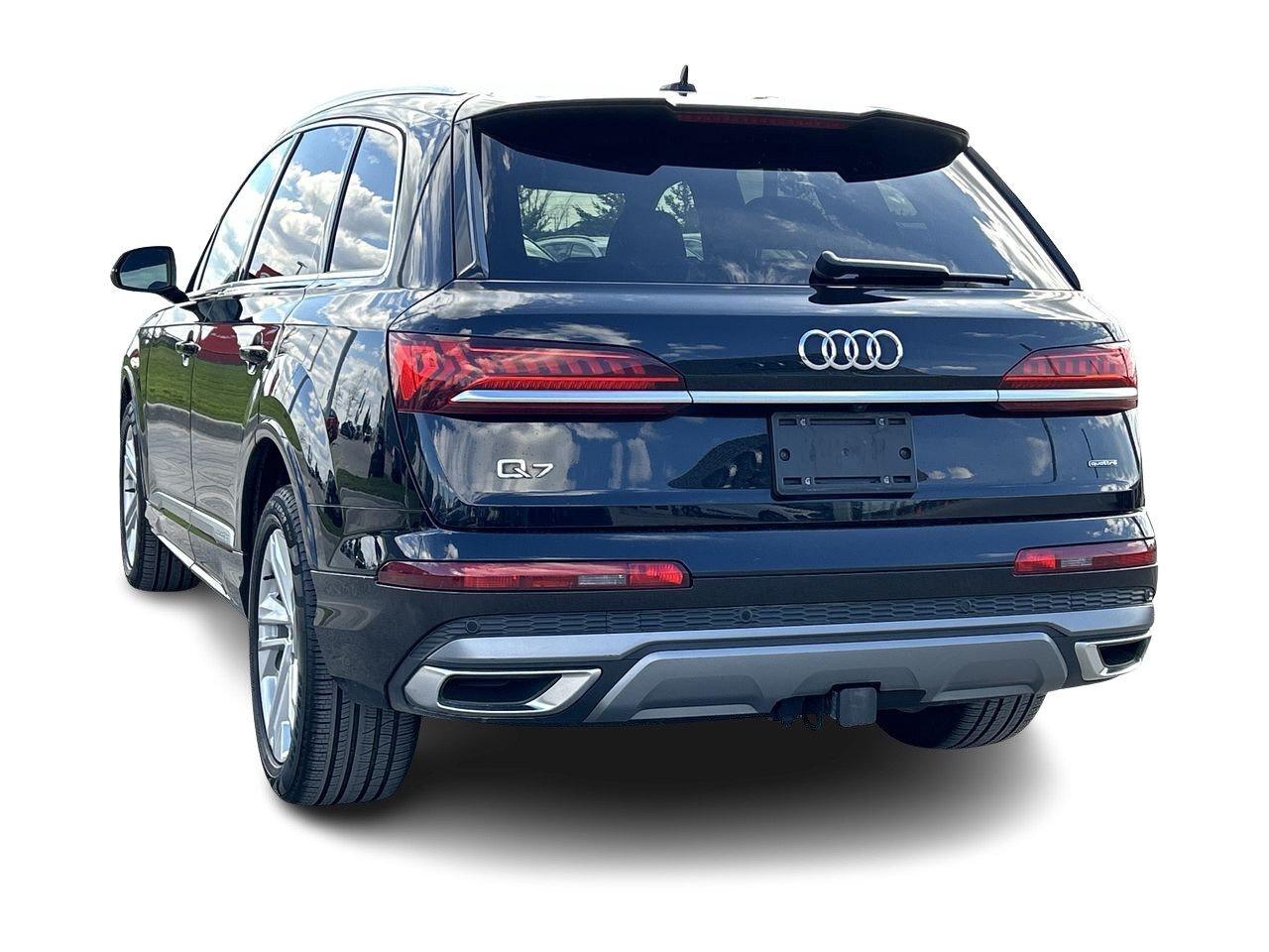 2021 Audi Q7 55 3.0T Komfort   Trailer Hitch Photo