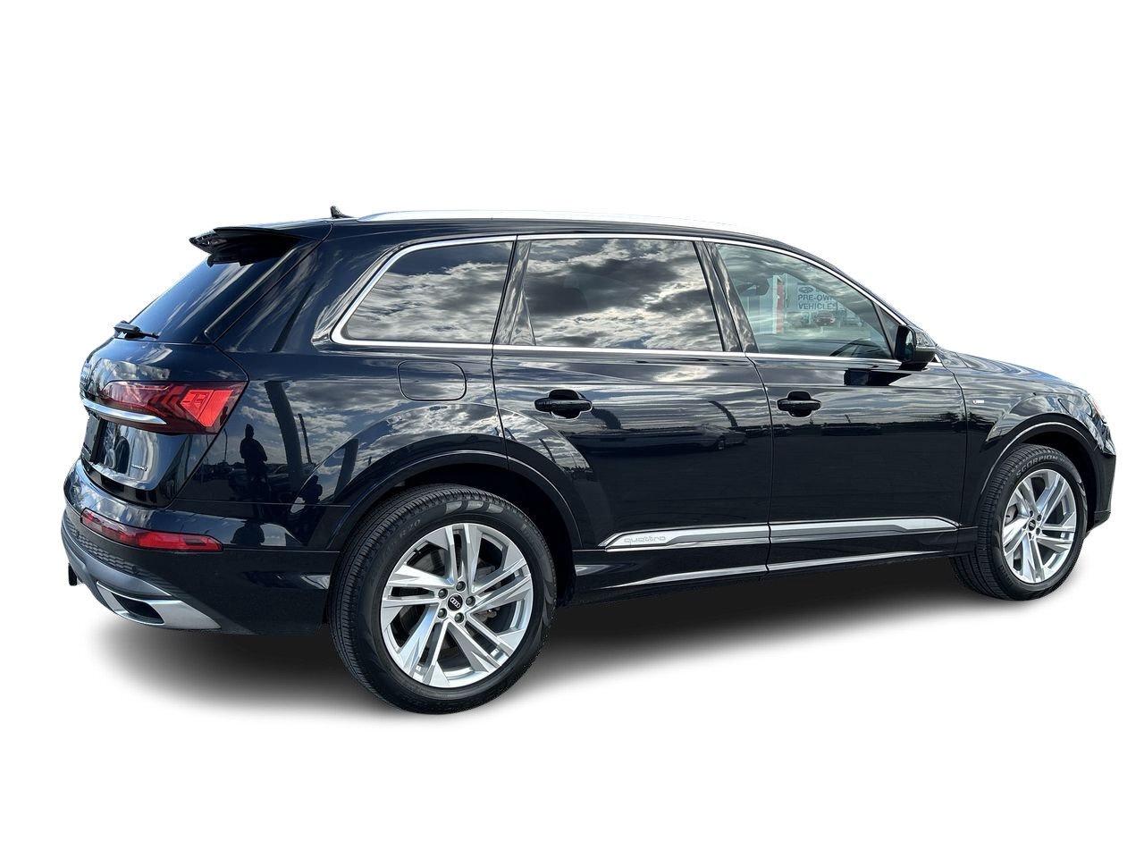 2021 Audi Q7 55 3.0T Komfort   Trailer Hitch Photo