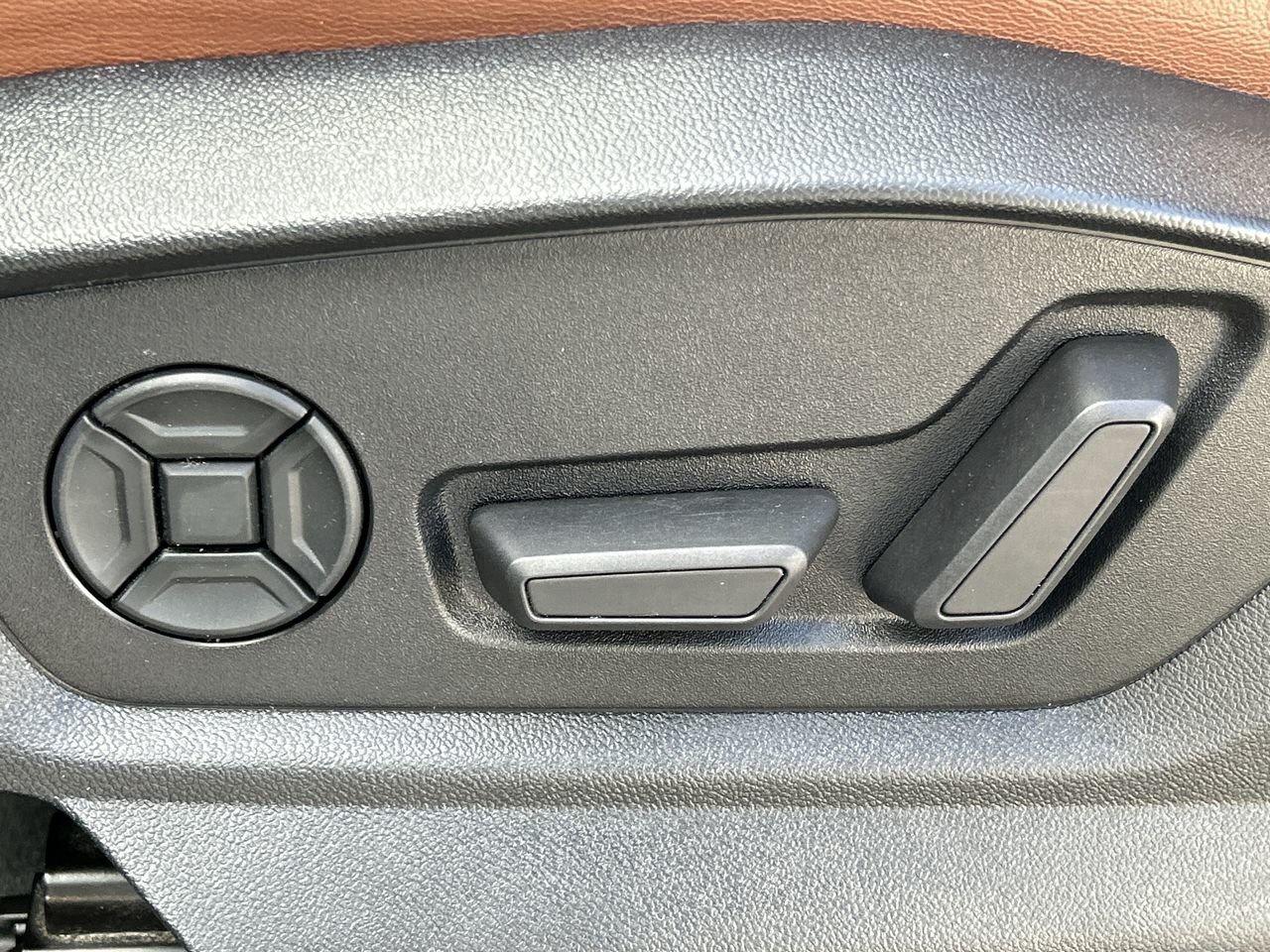 2021 Audi Q7 55 3.0T Komfort   Trailer Hitch Photo