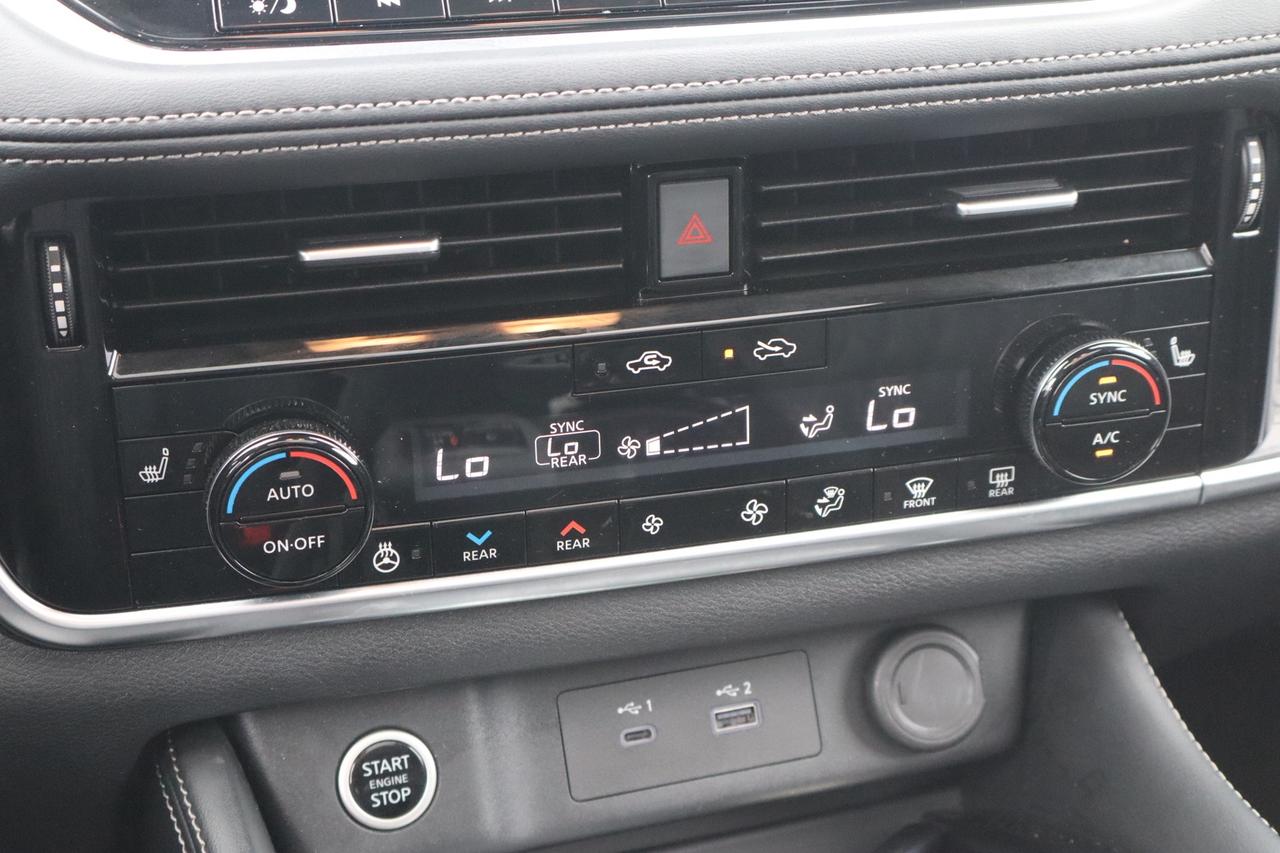 2023 Nissan Rogue Platinum AWD   No Accident   One Owner   Clean Car Photo
