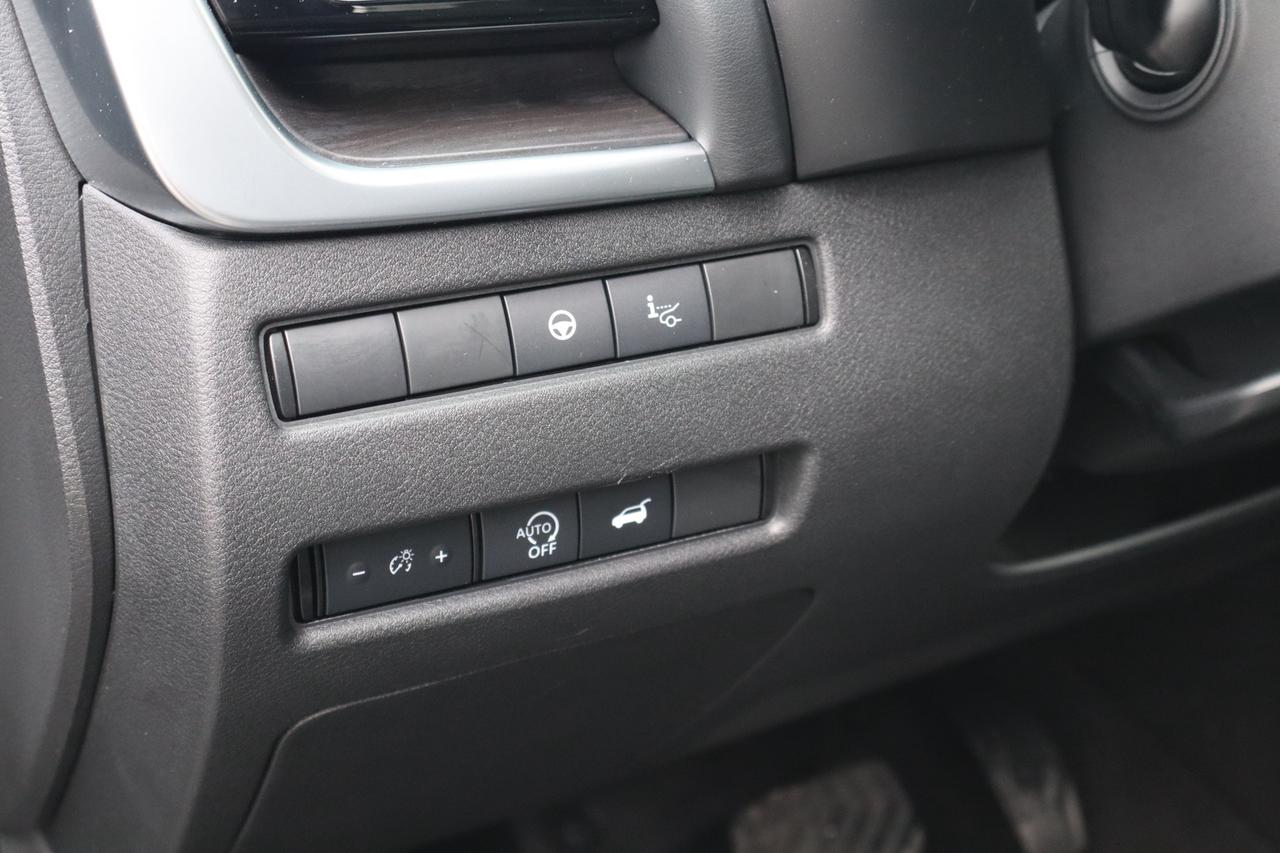 2023 Nissan Rogue Platinum AWD   No Accident   One Owner   Clean Car Photo