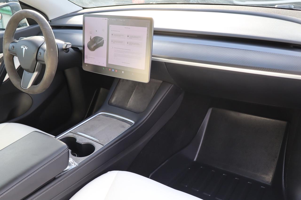 2021 Tesla Model Y Performance   Dual Motor   No Accident   White Int Photo