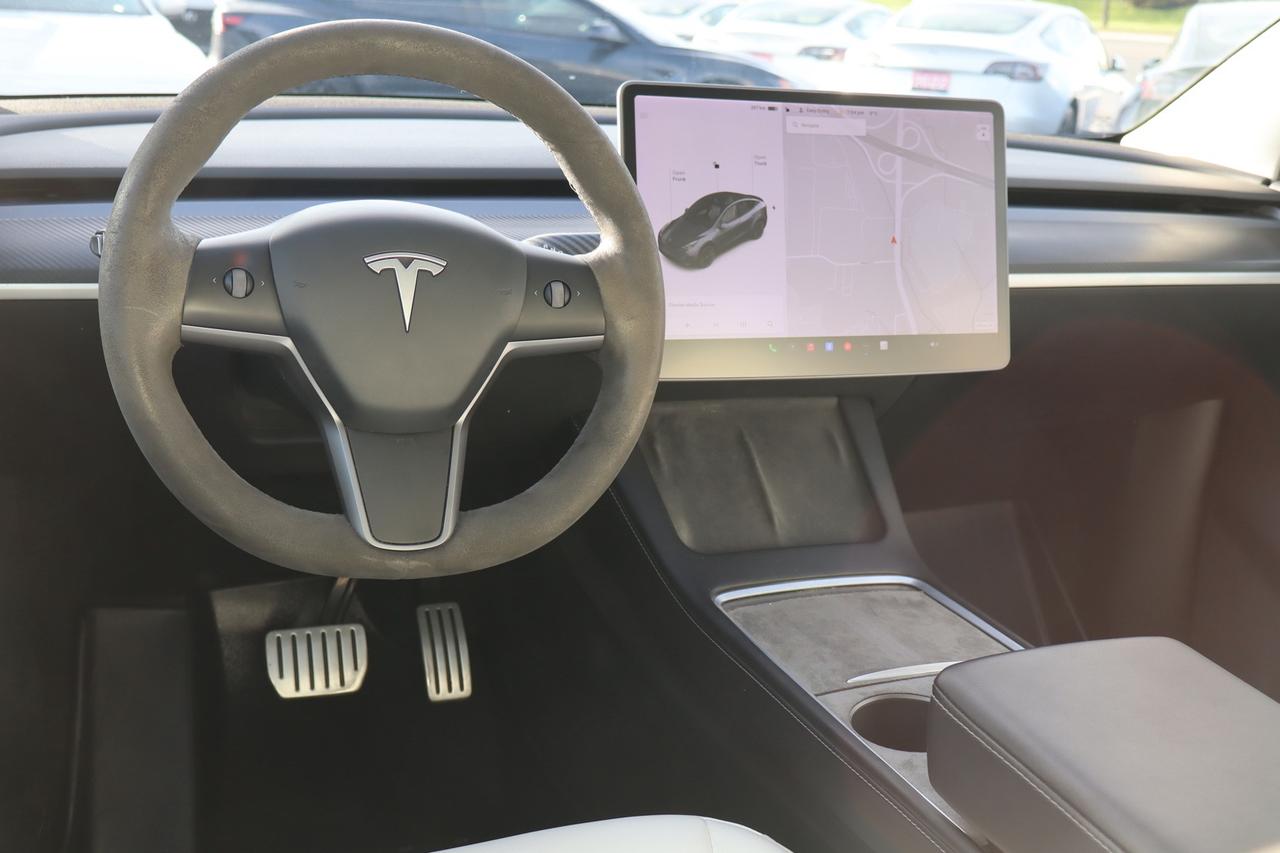 2021 Tesla Model Y Performance   Dual Motor   No Accident   White Int Photo