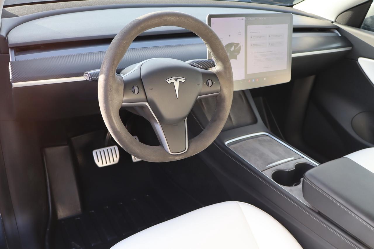 2021 Tesla Model Y Performance   Dual Motor   No Accident   White Int Photo