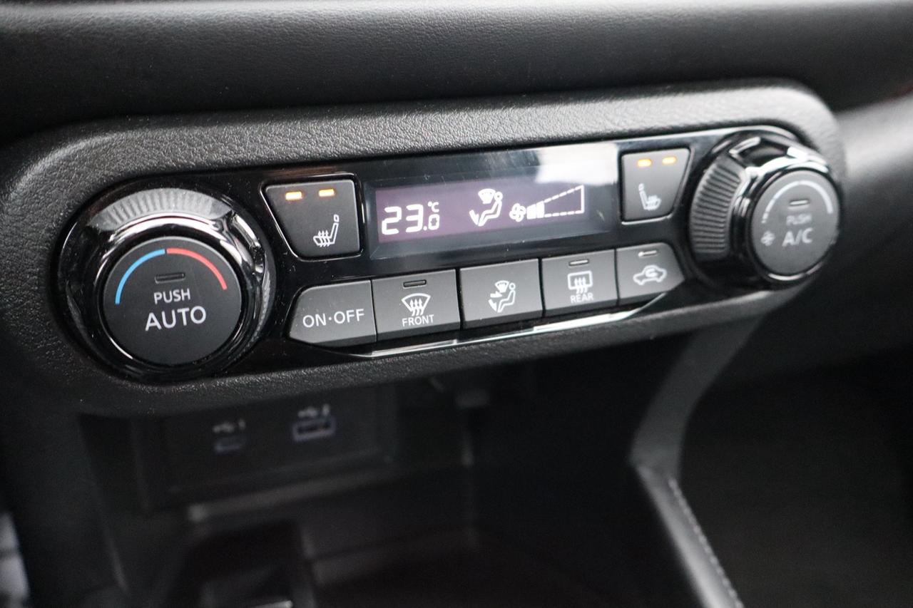 2021 Nissan Kicks SR   No Accident   360 Camera   Clean Carfax   One Photo