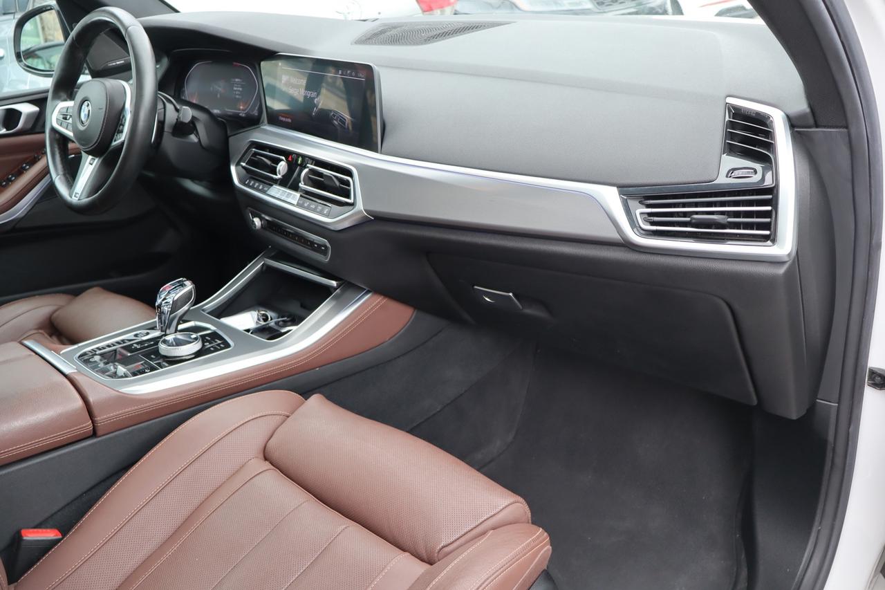 2019 BMW X5 xDrive40i   M Pkg   No Accident   Premium Excellen Photo