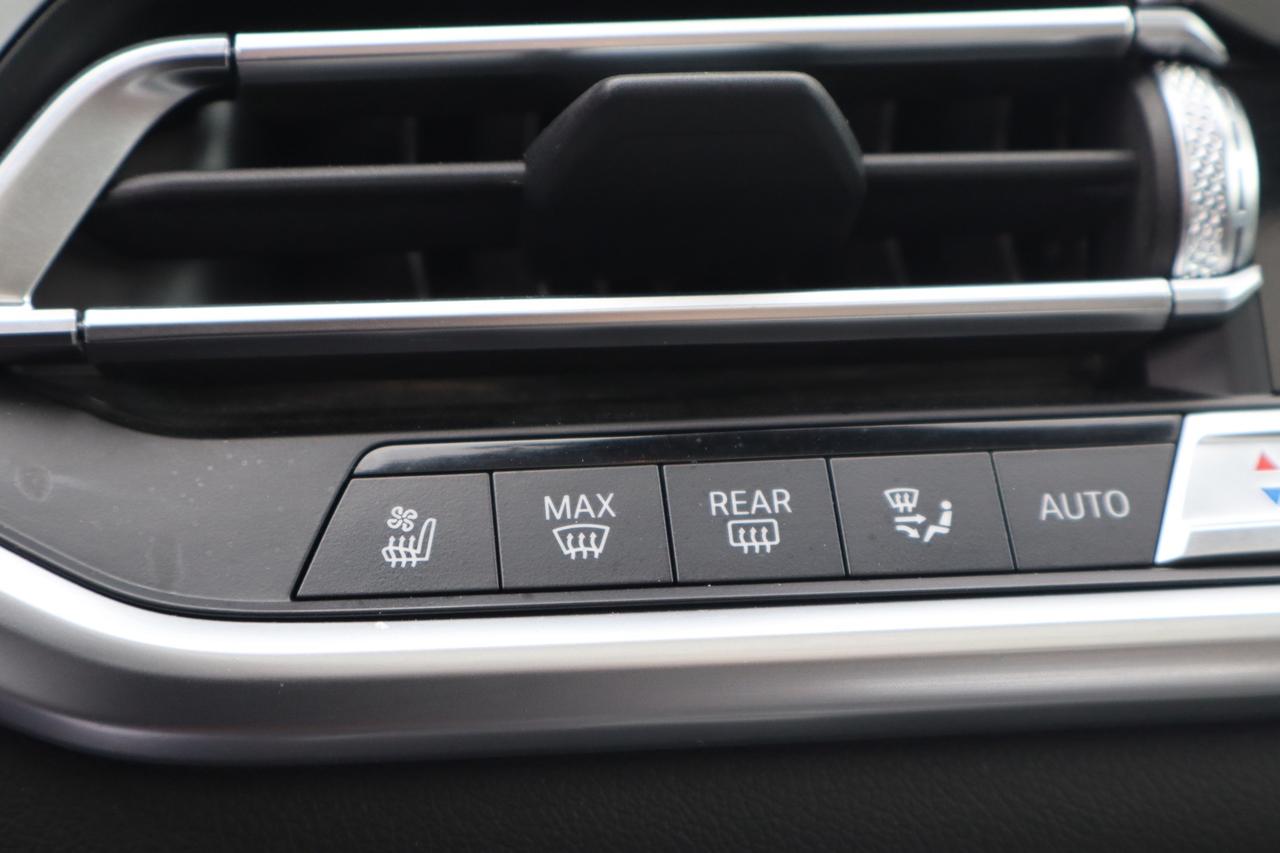 2019 BMW X5 xDrive40i   M Pkg   No Accident   Premium Excellen Photo