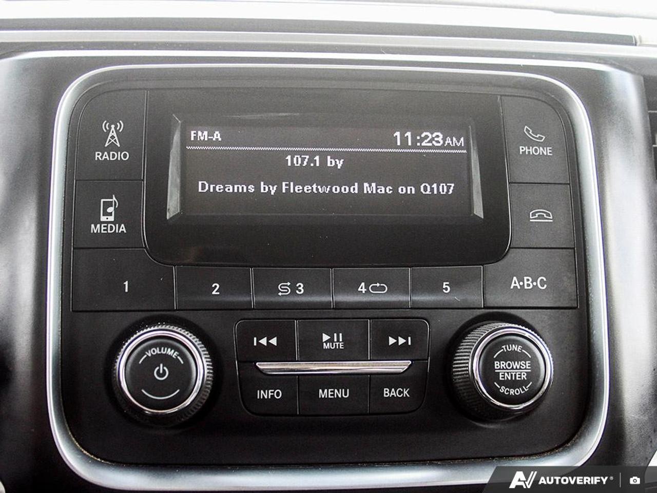 2017 RAM 5500 4WD Crew Cab 197" WB 84" CA SLT Photo