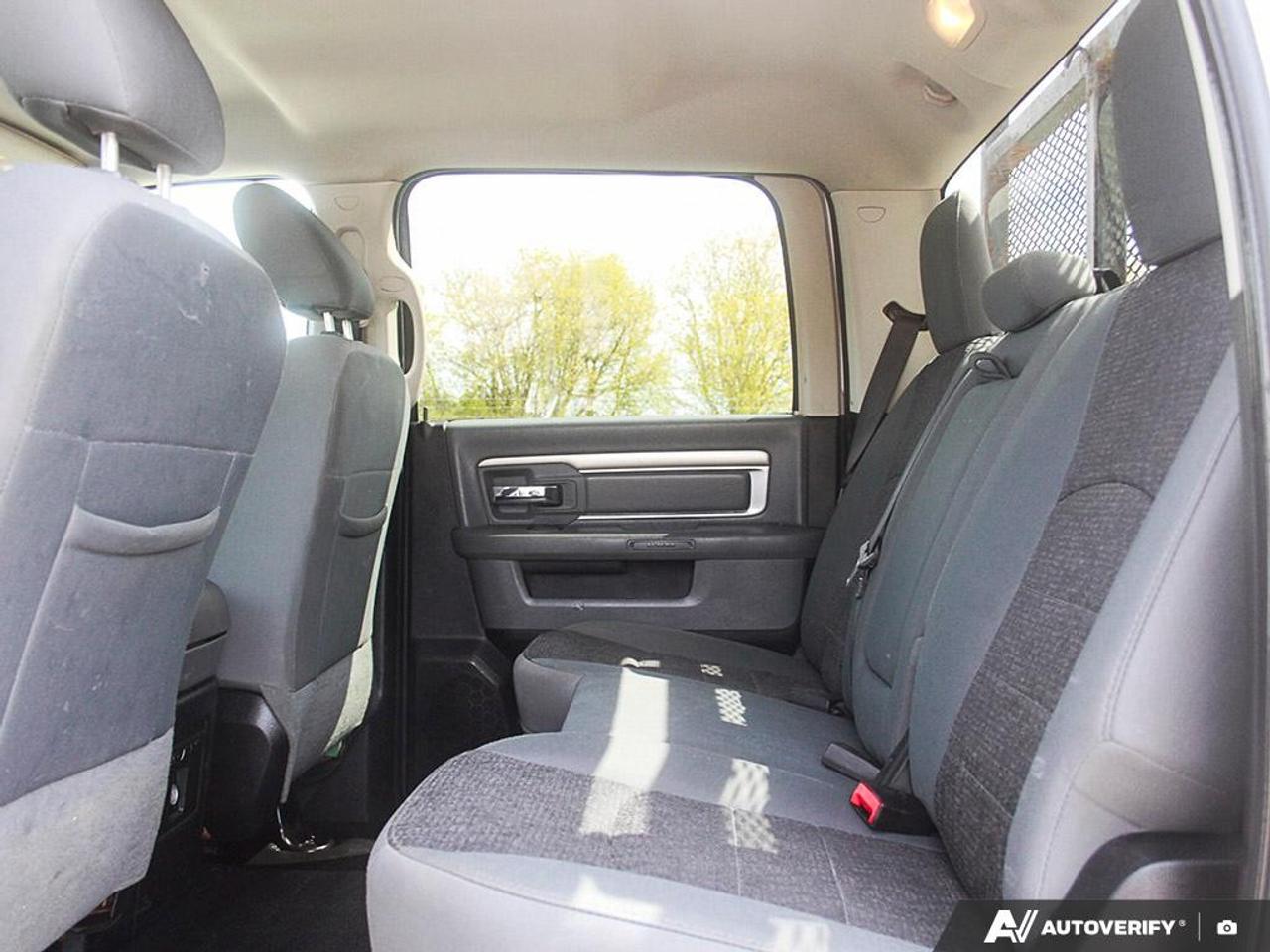 2017 RAM 5500 4WD Crew Cab 197" WB 84" CA SLT Photo