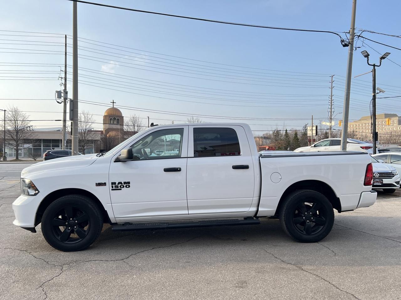 2021 RAM 1500 Classic Express Crew Cab 4X4   5.7 HEMI   Htd Steering   H Photo